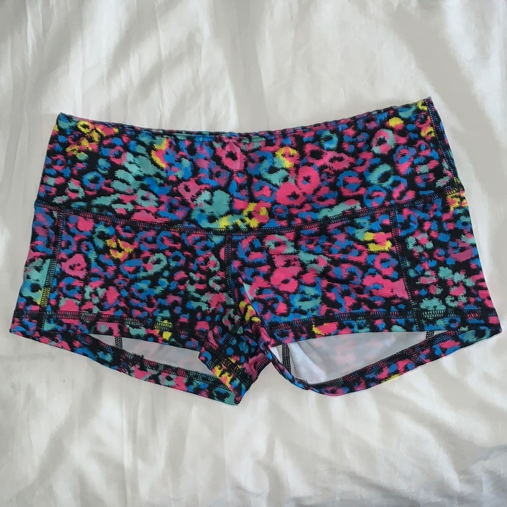 Womens Fleo Shorts